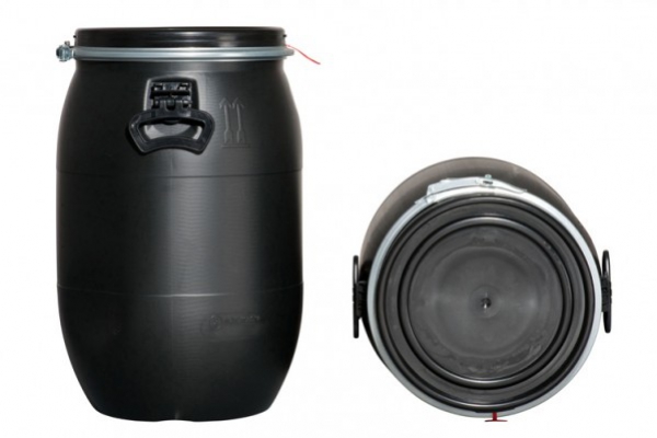 Artikelbild 4 des Artikels “Vorratsbehälter für Futterautomaten 60L Fass, schwarz od. blau mit Deckel, Dichtung, Spannring, Aufhängeösen -OHNE AUTOMAT-- “